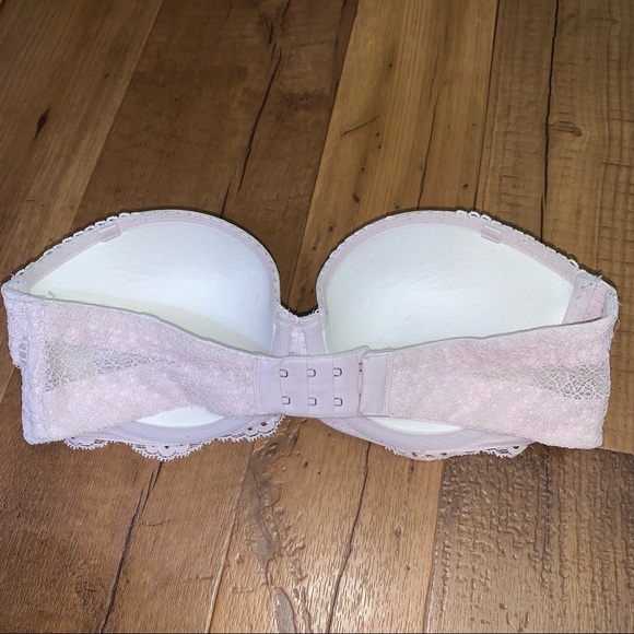 VS Dream Angels Lace Multi-way Strapless Bra 🤍 - Picture 2 of 5